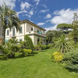 https://hotel-verdemare.it-tuscanyhotel.com