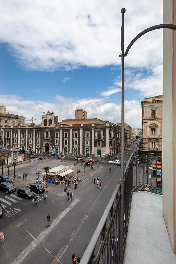 Panzió Acanthus B&B Catania-Fontanarossai nemzetközi repülőtér
